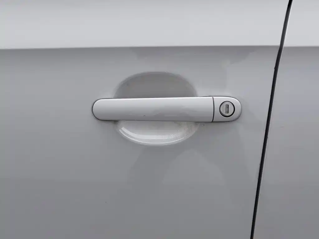 Skoda Rapid Spaceback 2017 — фото 18