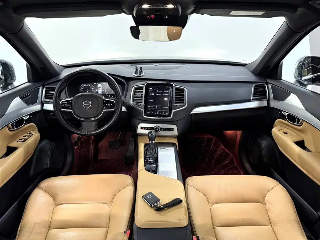 Volvo XC90 2019 — фото 10