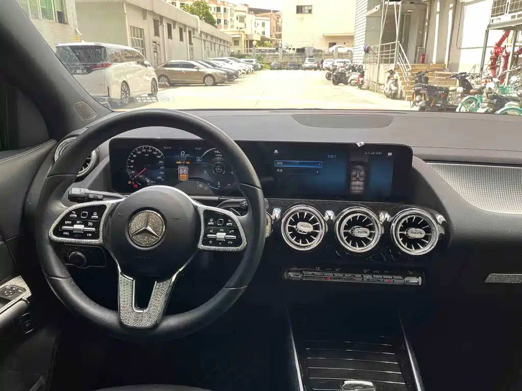 Mercedes-Benz GLA 2022 — фото 14