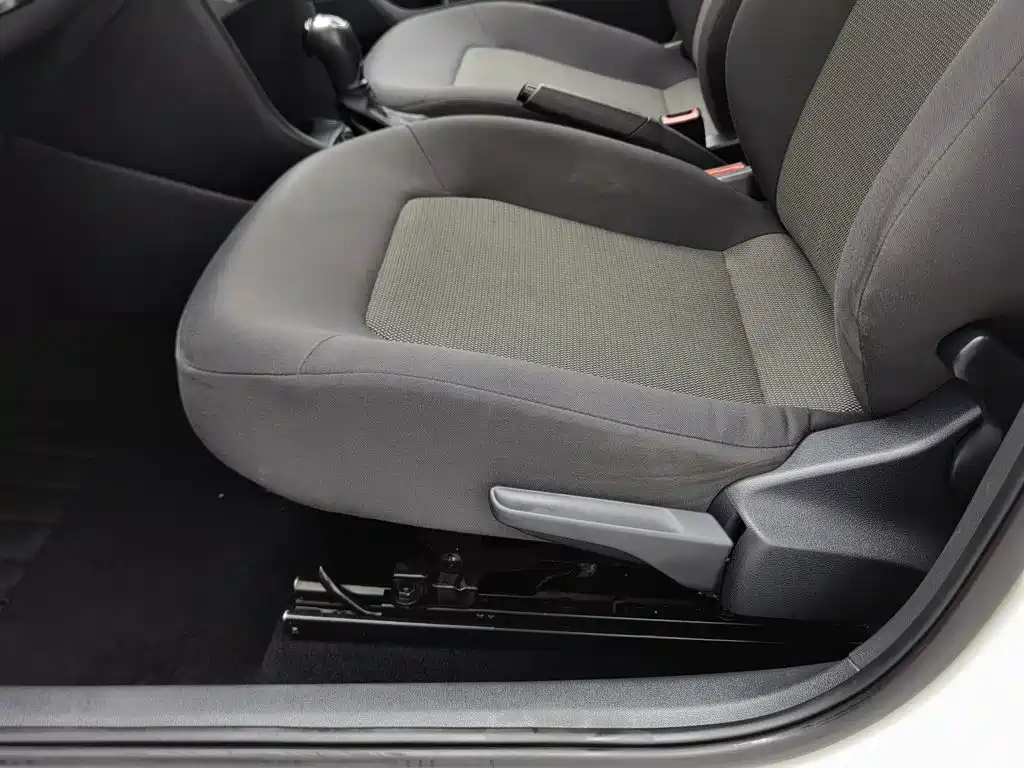 Skoda Rapid Spaceback 2017 — фото 20