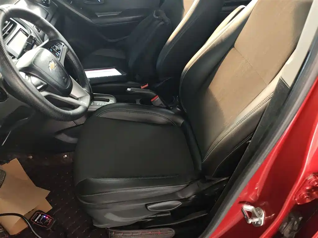 Chevrolet Trax 2015 — фото 11