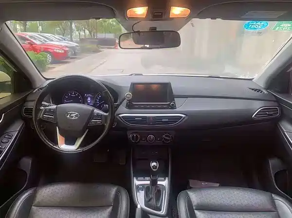 Hyundai Yuedong 2017