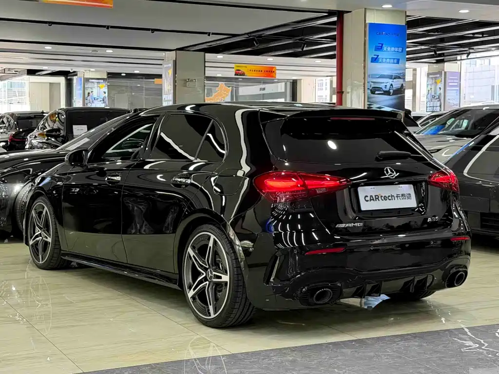 Mercedes-Benz A-Class AMG 2025 — фото 7