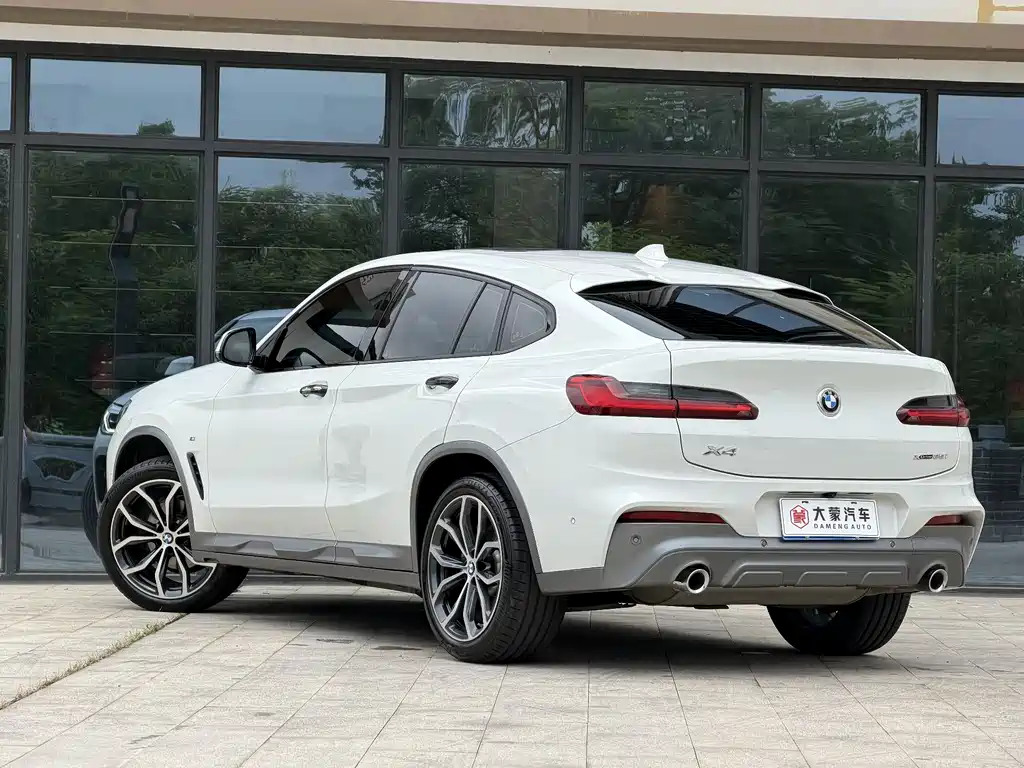 BMW X4 2020 — фото 11