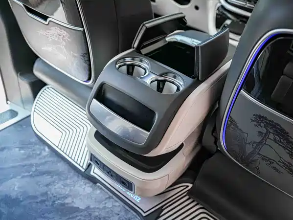 Mercedes-Benz Vito 2023