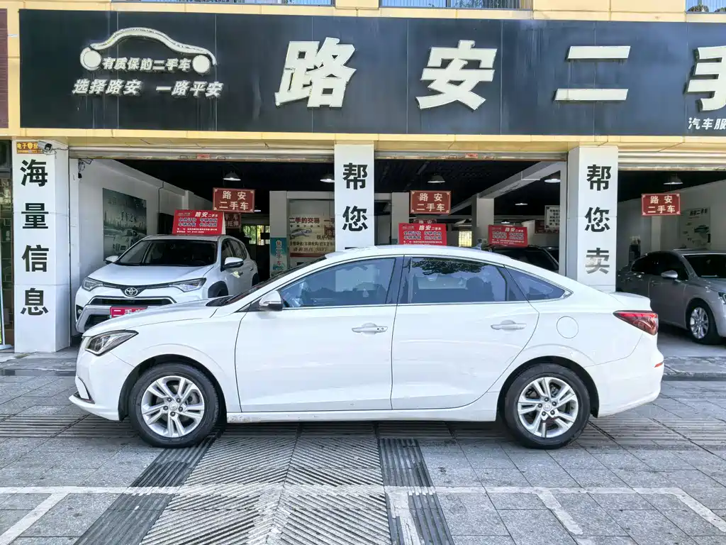 Changan Eado 2020 — фото 5
