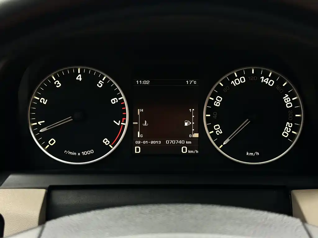Land Rover Discovery 2019 — фото 19