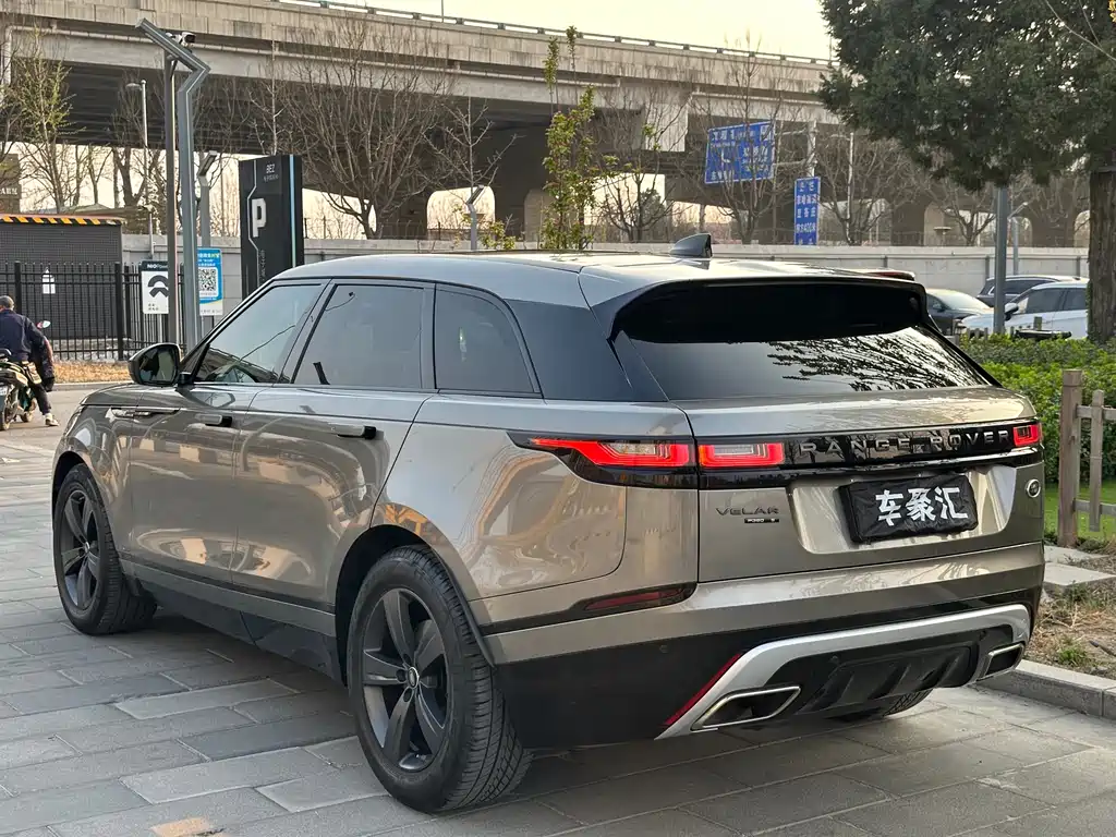 Land Rover Velar 2018 — фото 17