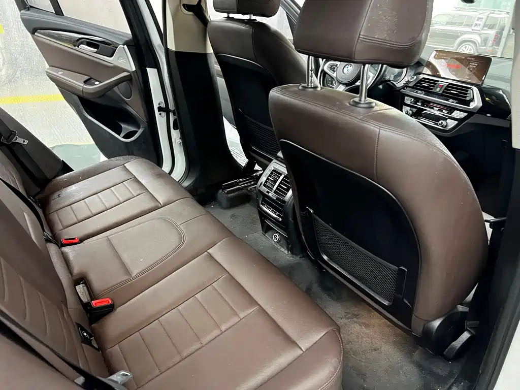 BMW X3 2018 — фото 15