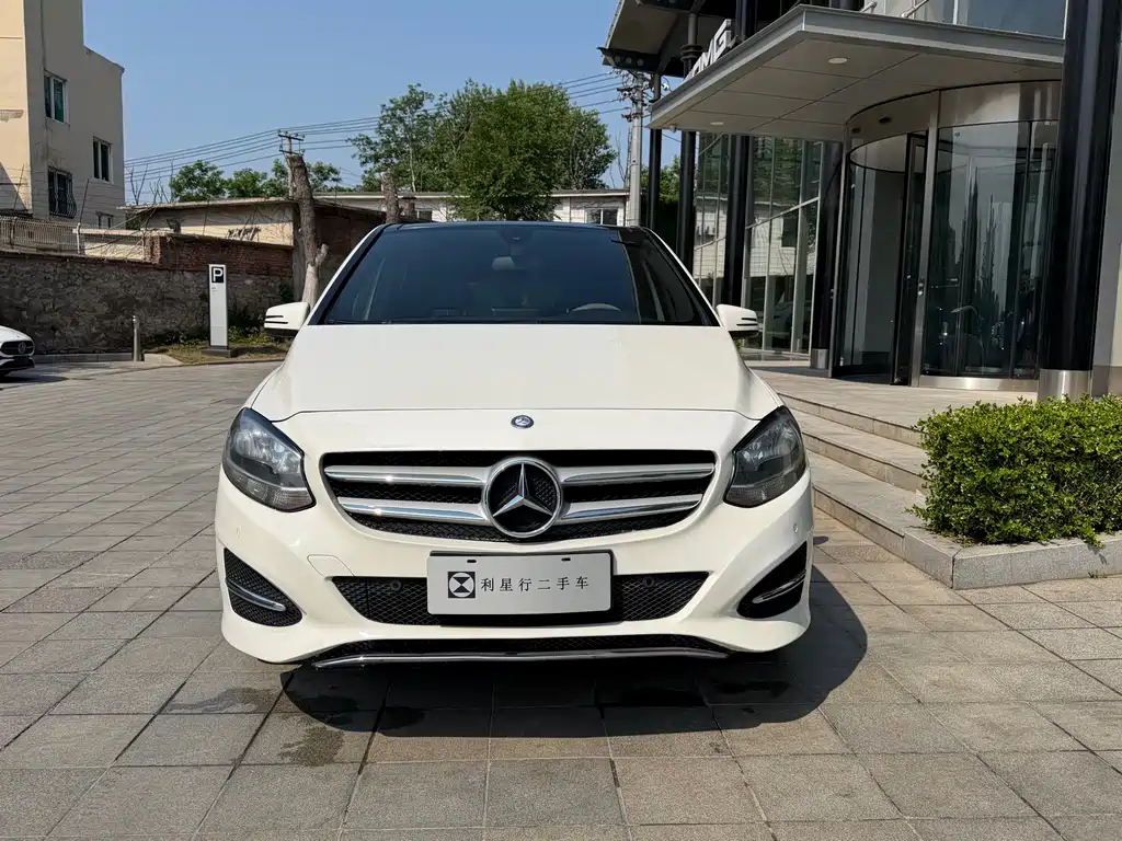 Mercedes-Benz B-Class 2016 — фото 3