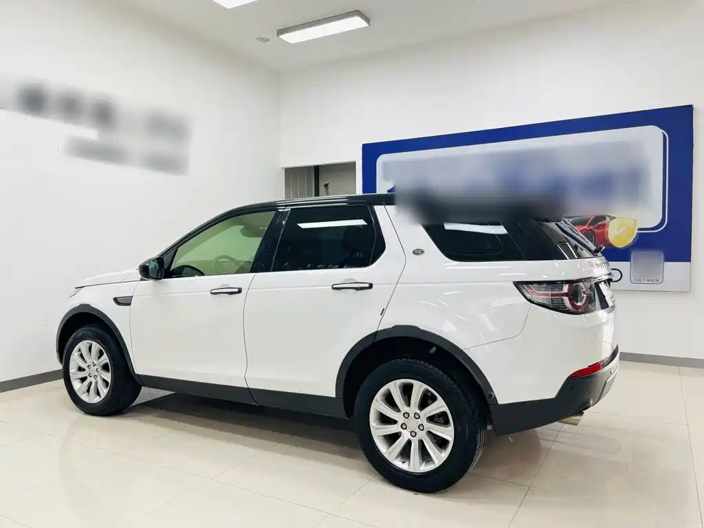 Land Rover Discovery Sport 2019 — фото 5