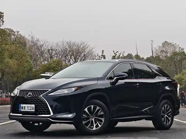 Lexus RX 2020
