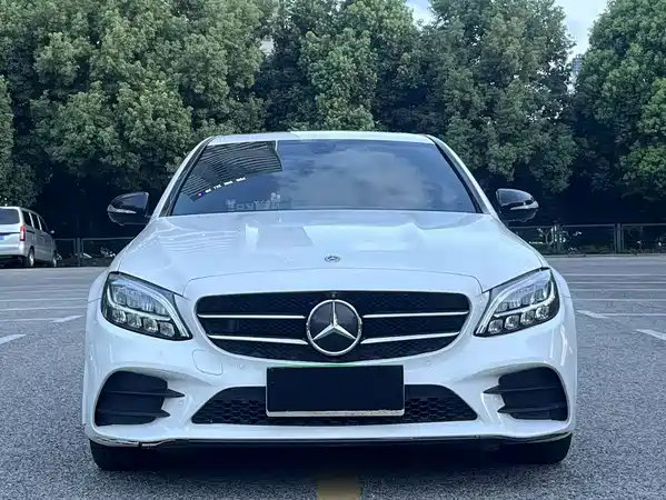 Mercedes-Benz C-Class 2020