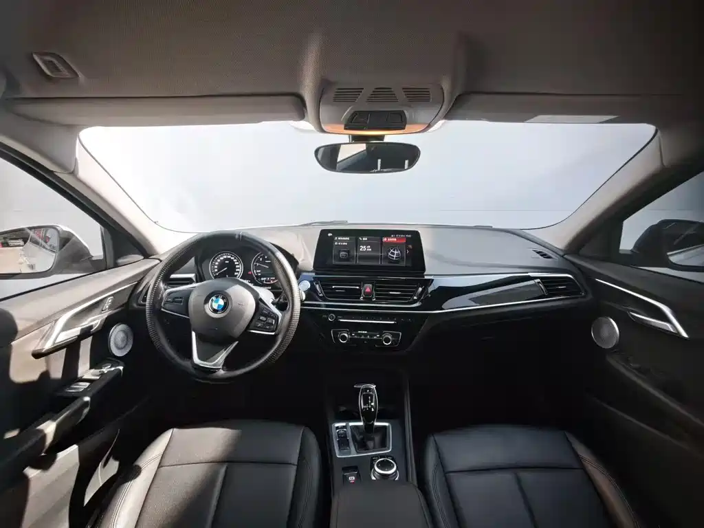 BMW 1 Series 2021