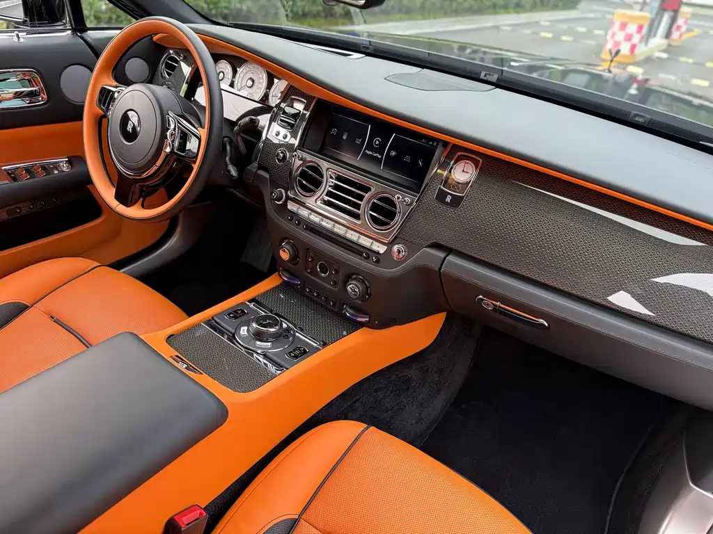 Rolls-Royce Wraith 2022 — фото 15