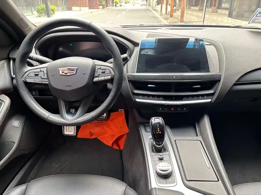 Cadillac CT5 2023 — фото 13