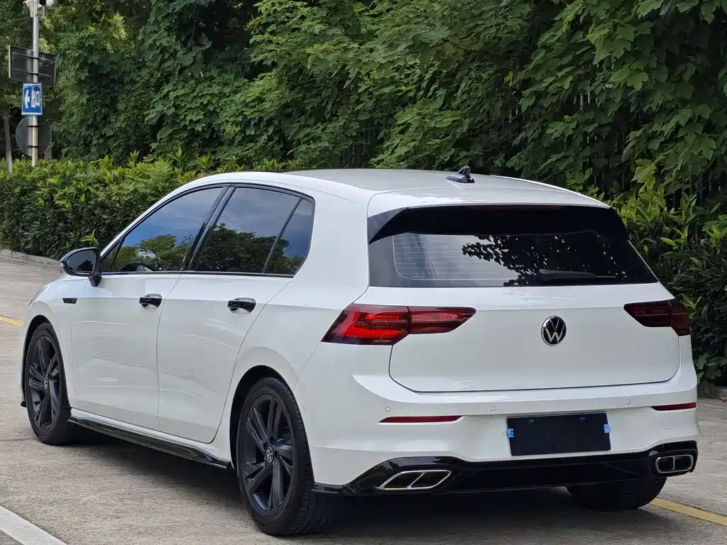 Volkswagen Golf 2023