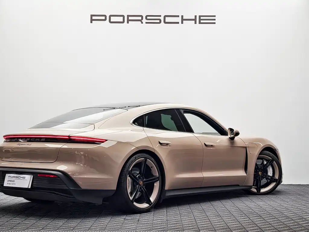 Porsche Taycan 2022 — фото 4