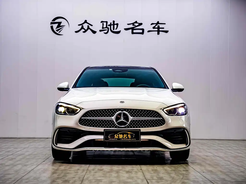 Mercedes-Benz C-Class 2025 — фото 2