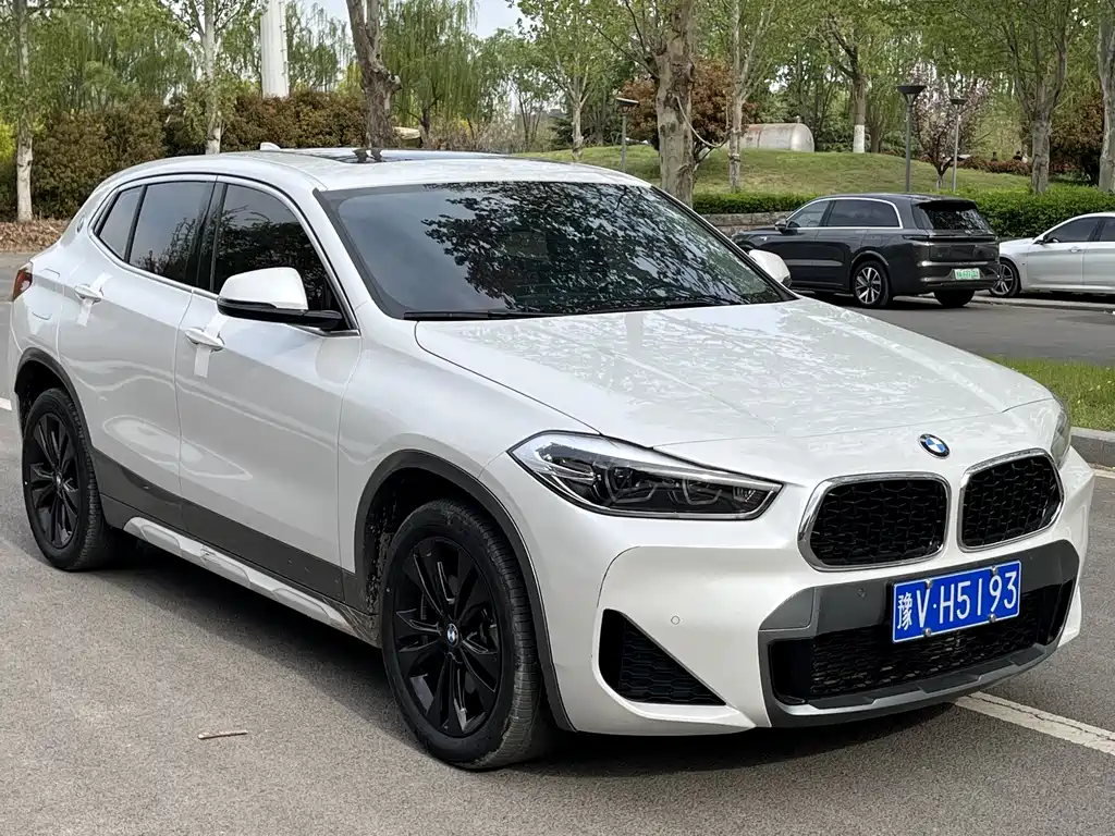 BMW X2 2023 — фото 3