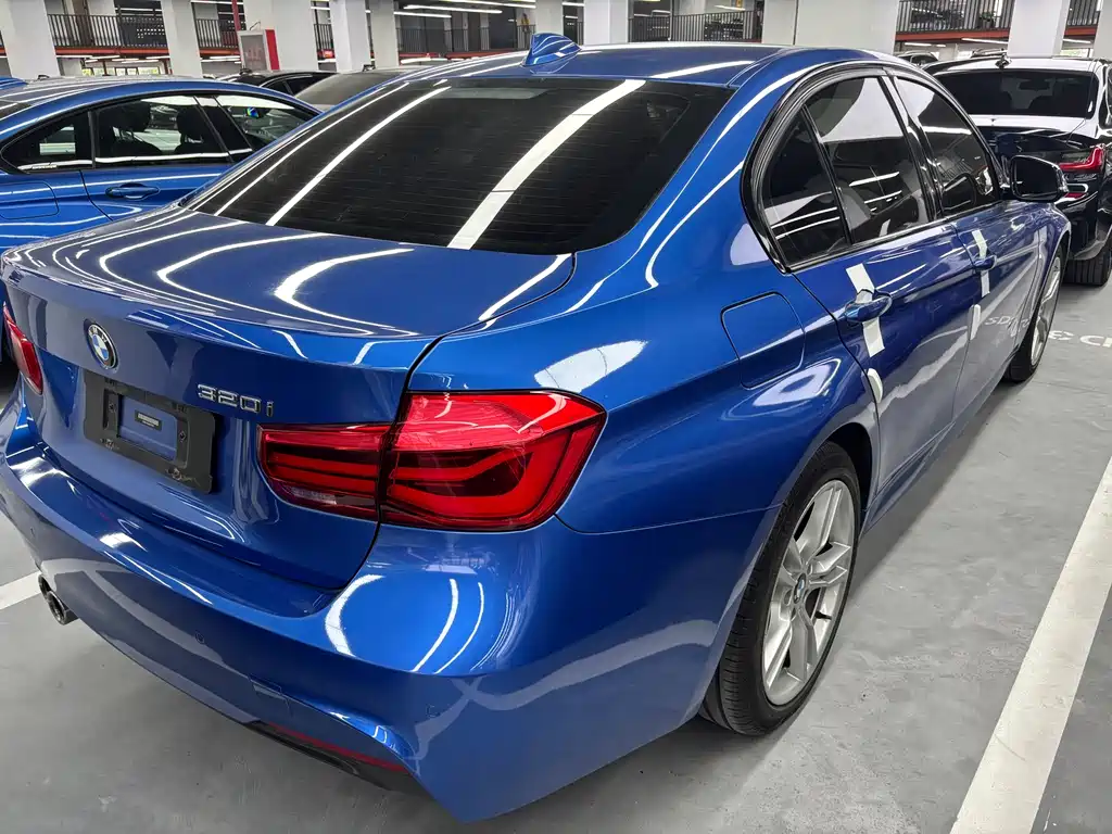 BMW 3 Series 2018 — фото 8
