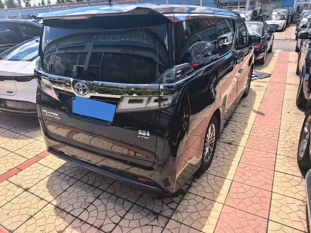 Toyota Vellfire 2021 — фото 16