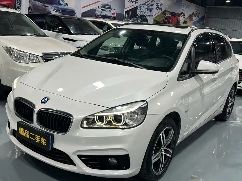 BMW 2 Series Station Wagon 2016 — фото 1
