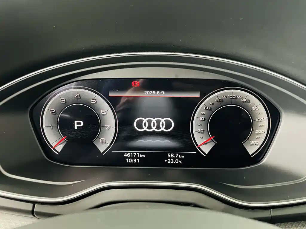 Audi Q5L 2021 — фото 8