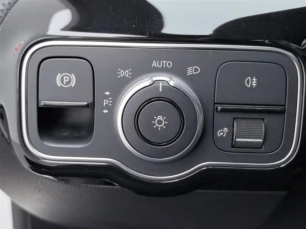 Mercedes-Benz A-Class 2020 — фото 21