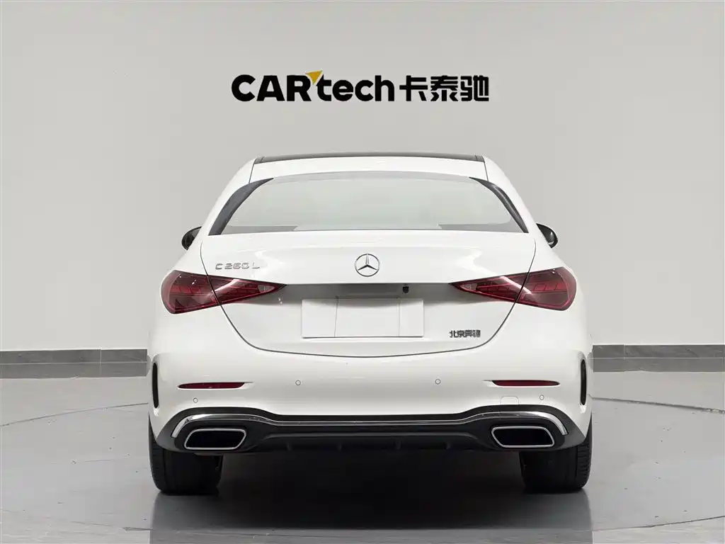Mercedes-Benz C-Class 2024 — фото 17