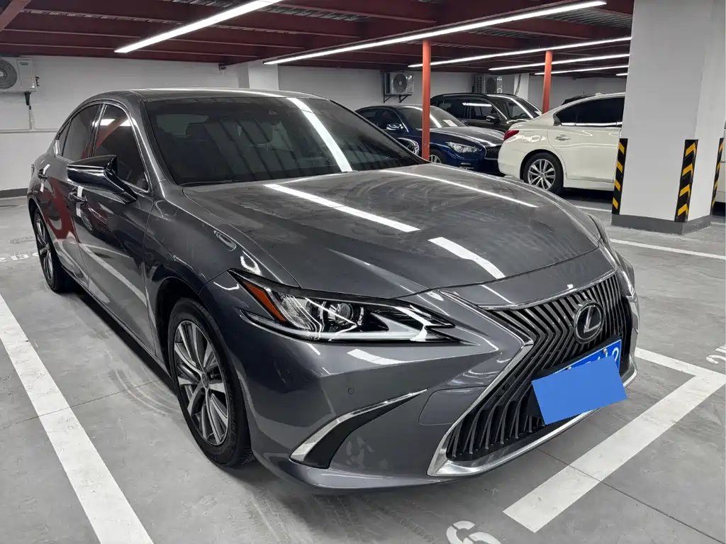 Lexus ES 2020 — фото 3
