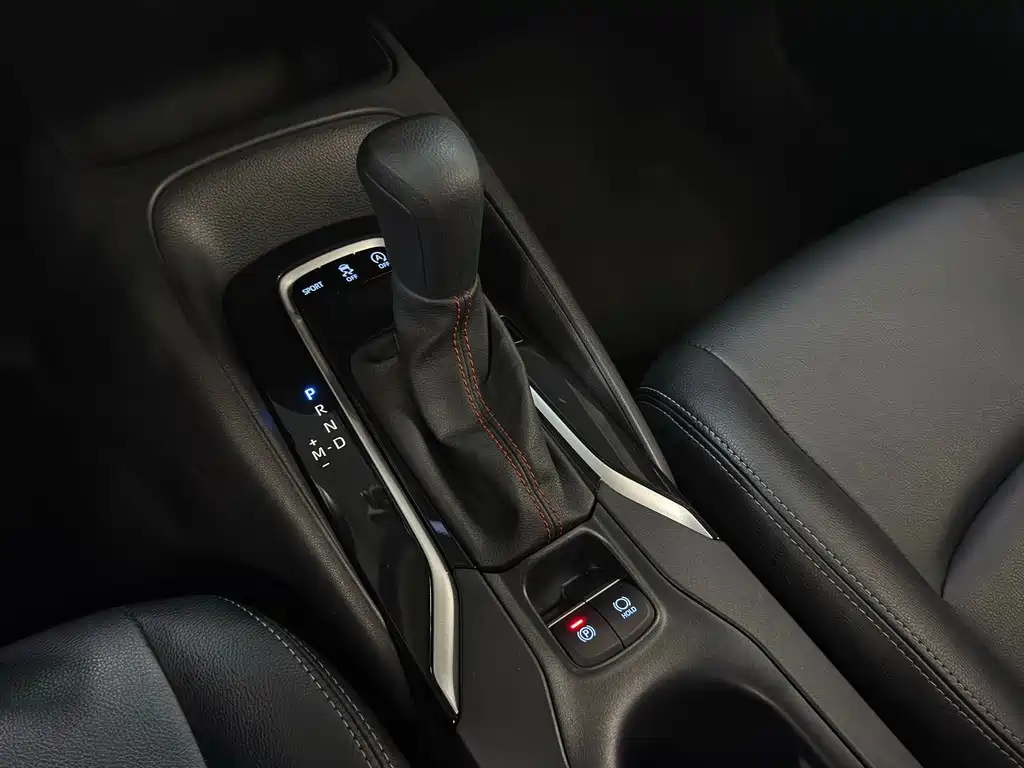 Toyota Corolla 2021 — фото 11