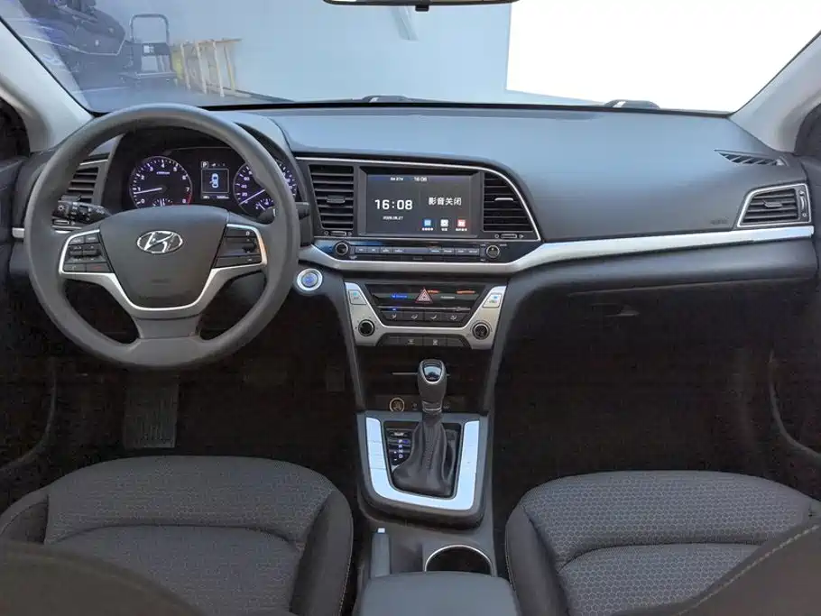 Hyundai Celesta 2018 — фото 12