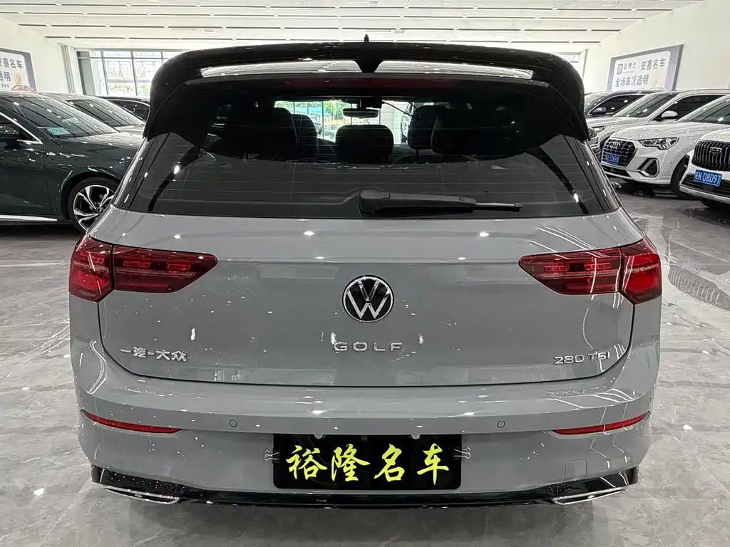 Volkswagen Golf 2023