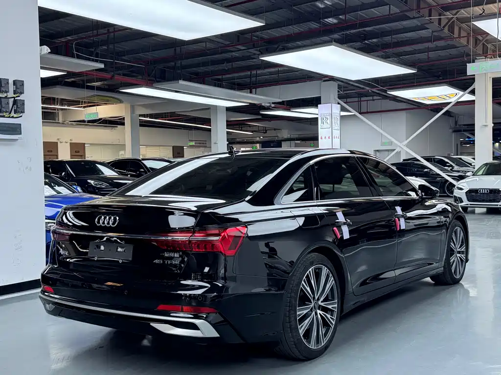 Audi A6L 2023 — фото 19