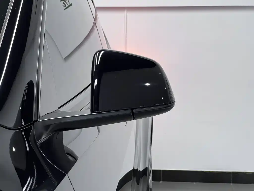 Tesla Model Y 2022 — фото 11