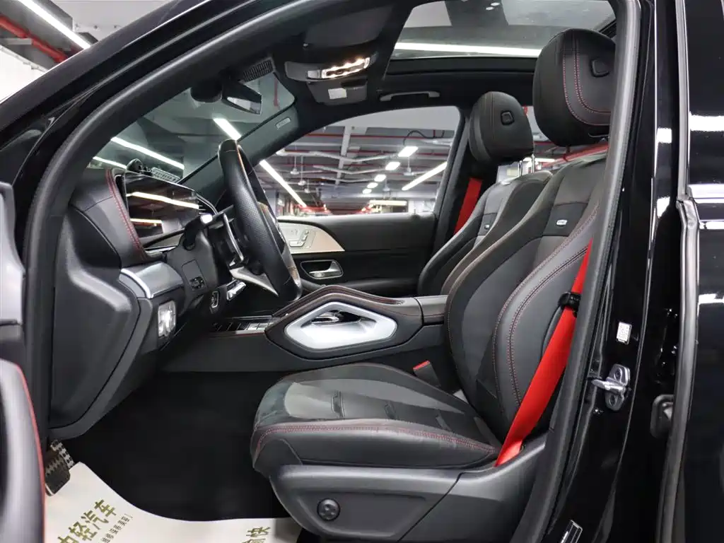 Mercedes-Benz GLE AMG 2025 — фото 7