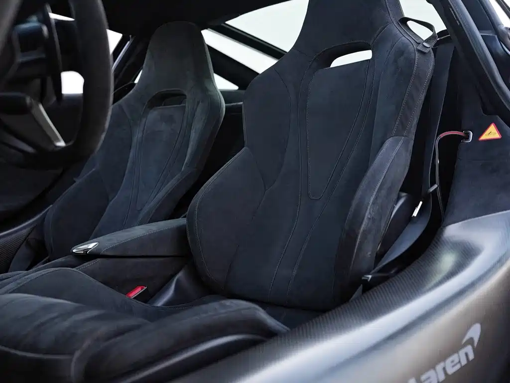 McLaren 720S 2019 — фото 16