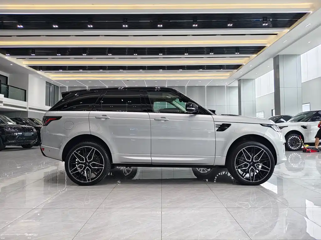 Land Rover Sport 2022 — фото 24