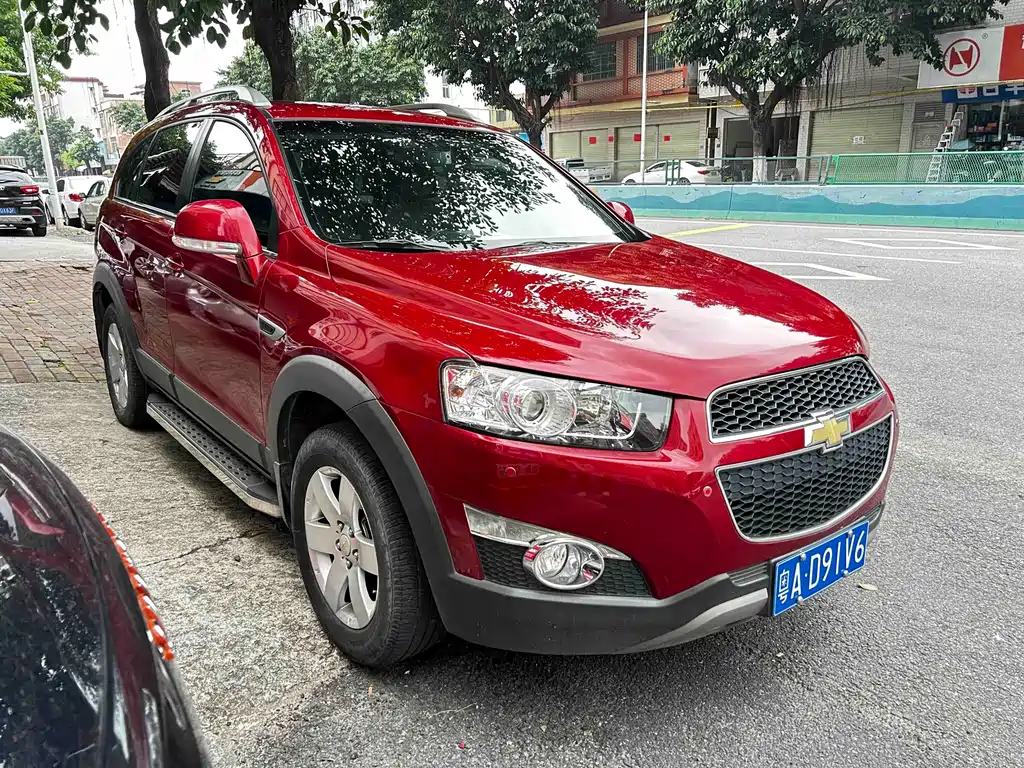 Chevrolet Captiva 2014 — фото 2