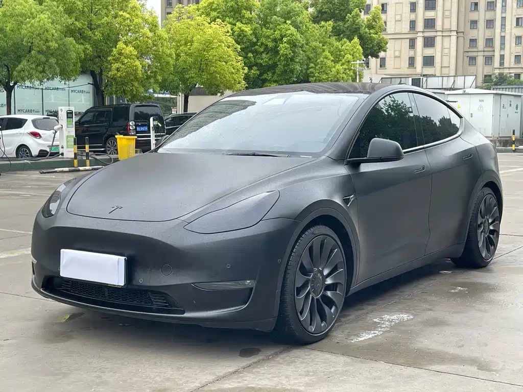 Tesla Model Y 2022 — фото 1