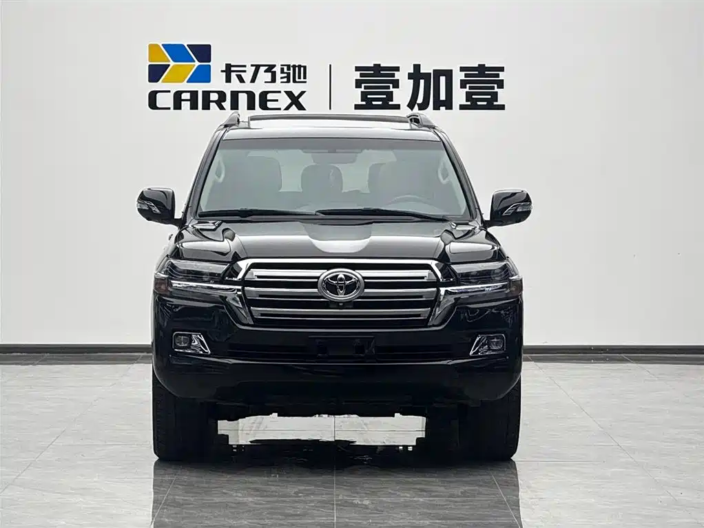Toyota Land Cruiser 2020 — фото 2