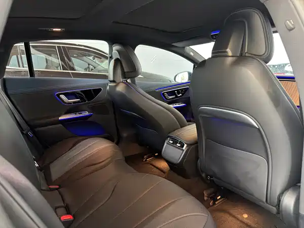 Mercedes-Benz EQE 2023