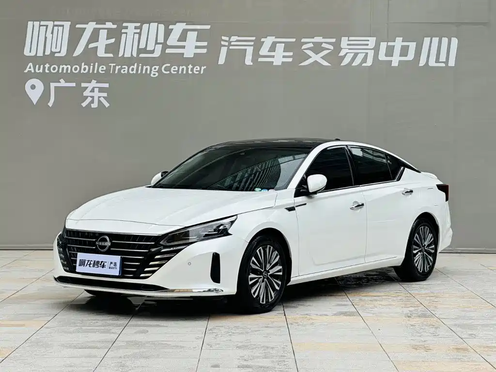 Nissan Teana 2023