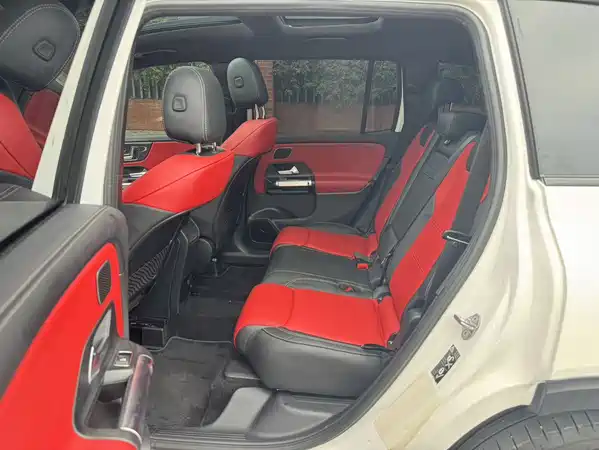 Mercedes-Benz GLB AMG 2021