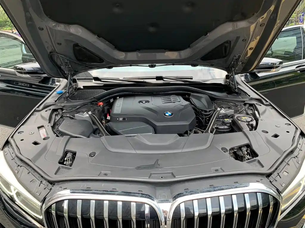 BMW 7 Series 2021 — фото 19