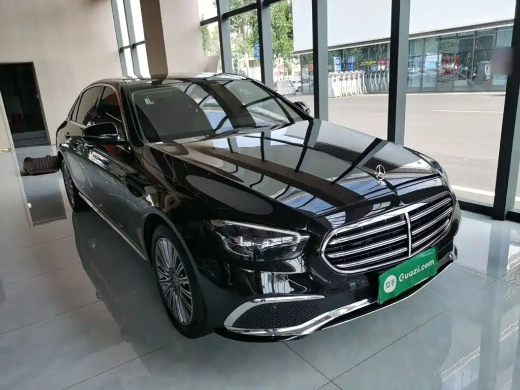 Mercedes-Benz E-Class 2023 — фото 4