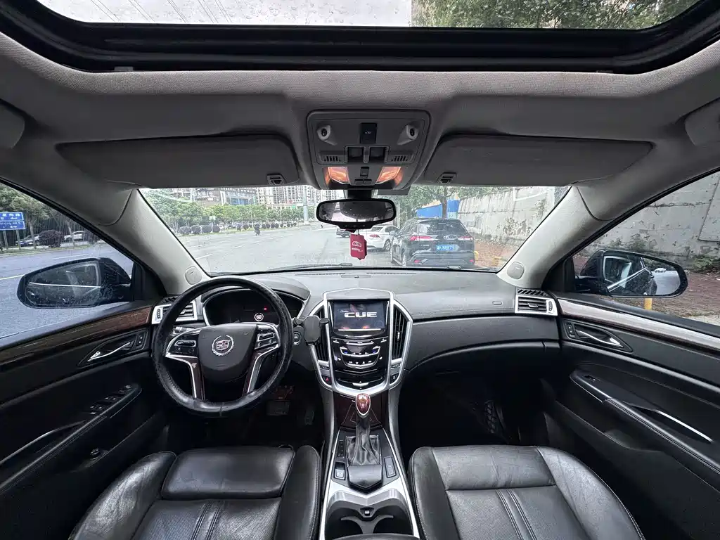 Cadillac SRX 2013 — фото 6