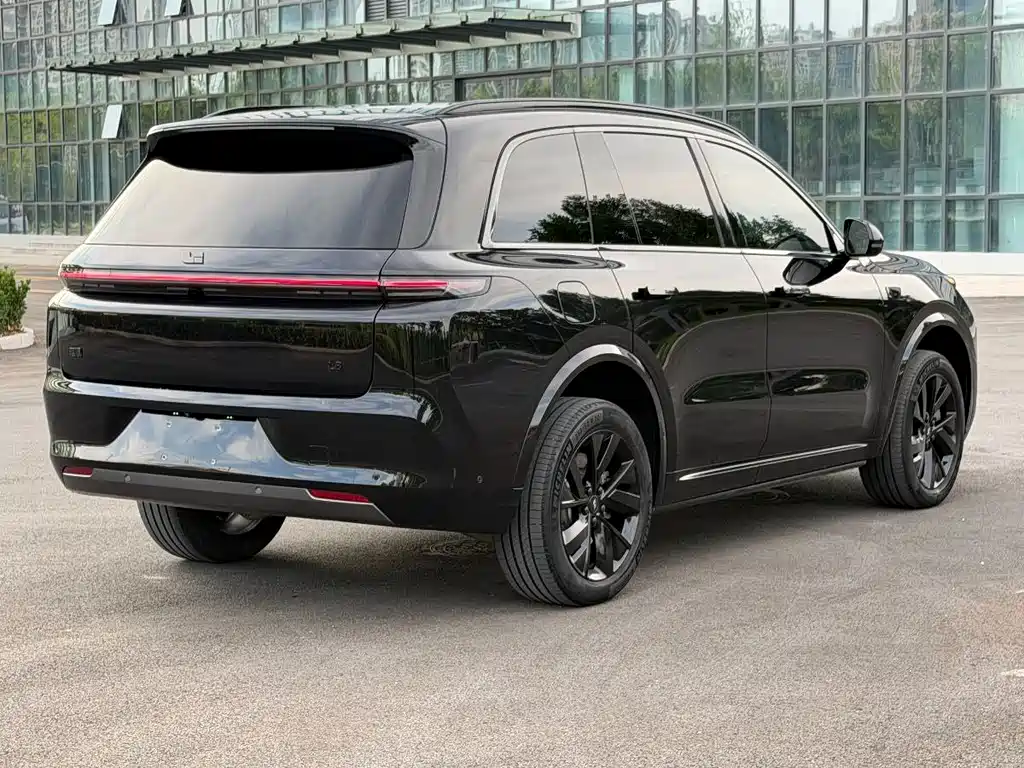 Li Auto Li L8 2023