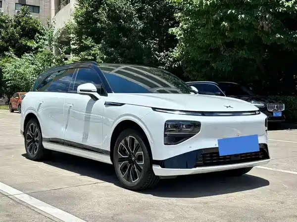 XPeng G9 2025